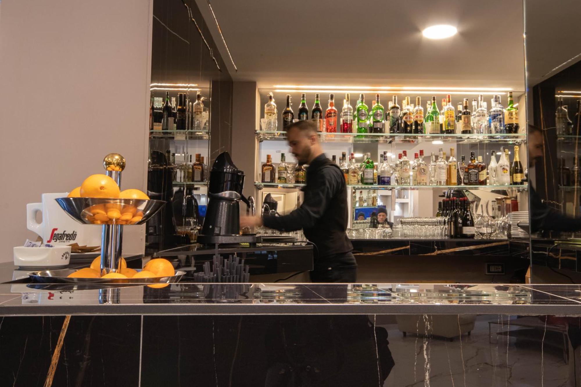 Emma Hotel Bologna Fiera กรานาโรโล เดลเลมิเลีย ภายนอก รูปภาพ