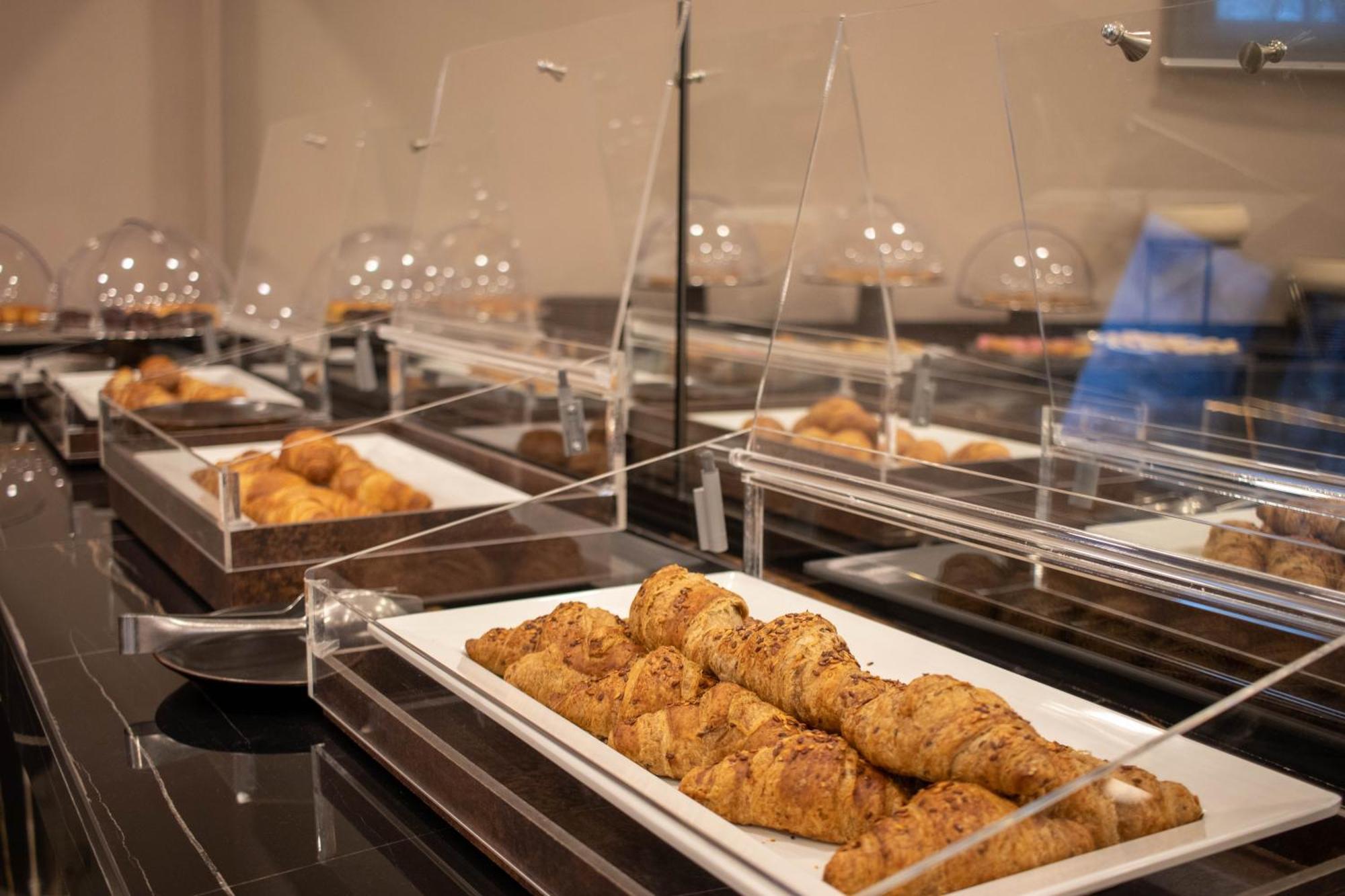Emma Hotel Bologna Fiera กรานาโรโล เดลเลมิเลีย ภายนอก รูปภาพ
