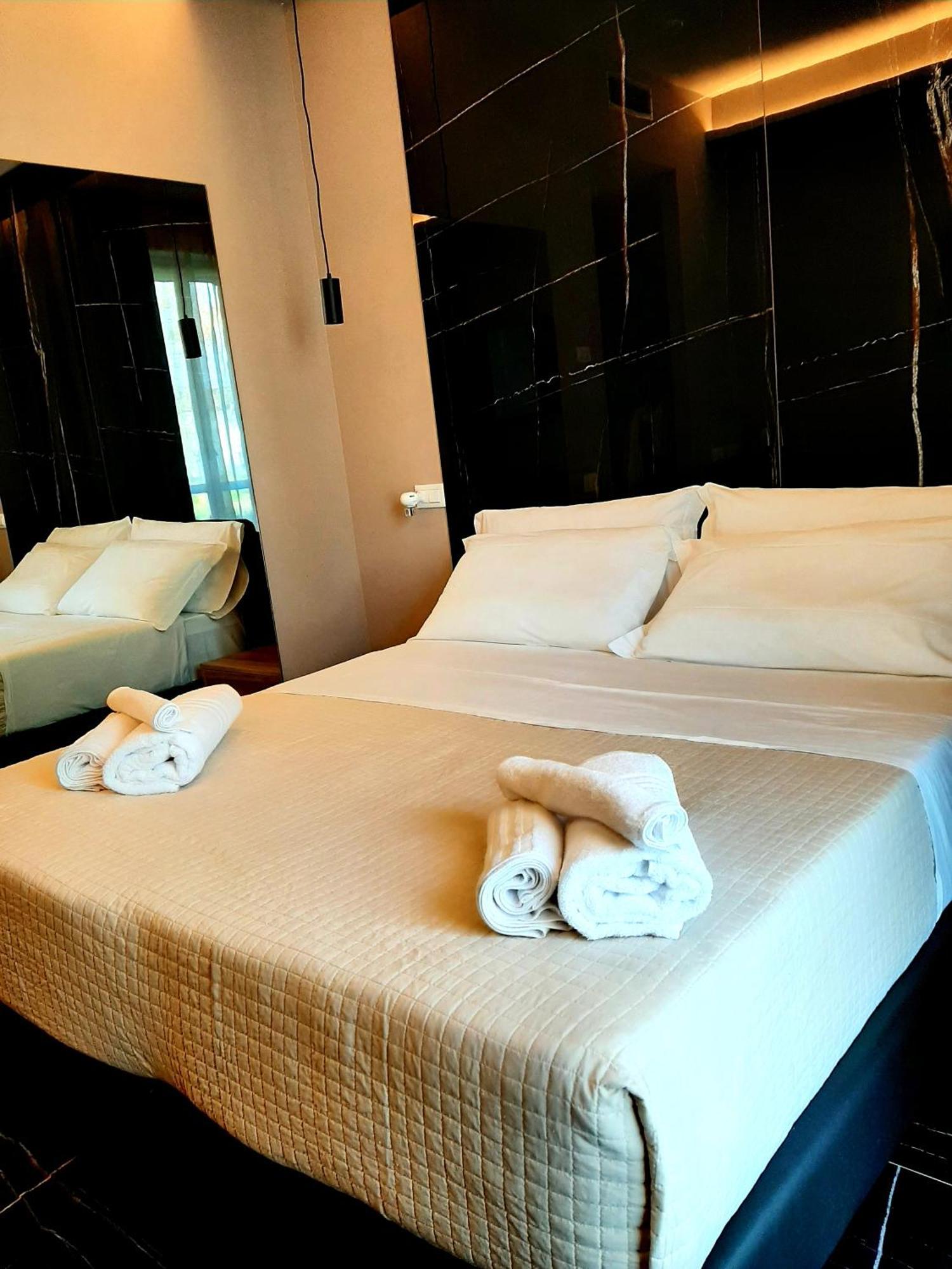 Emma Hotel Bologna Fiera กรานาโรโล เดลเลมิเลีย ภายนอก รูปภาพ